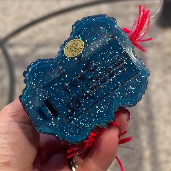 Vintage Carlton Cards A Merry Misfit Christmas ornament - Picture 7 of 12